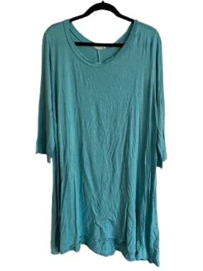 Love in Teal Relaxed Scoop Neck Tunic